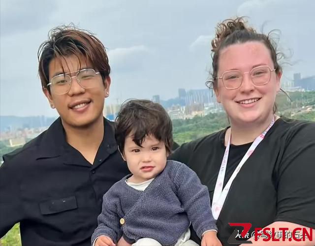 90后廣東小伙娶美國媳婦，生一娃，父女顏值相差大，被質(zhì)疑是保姆